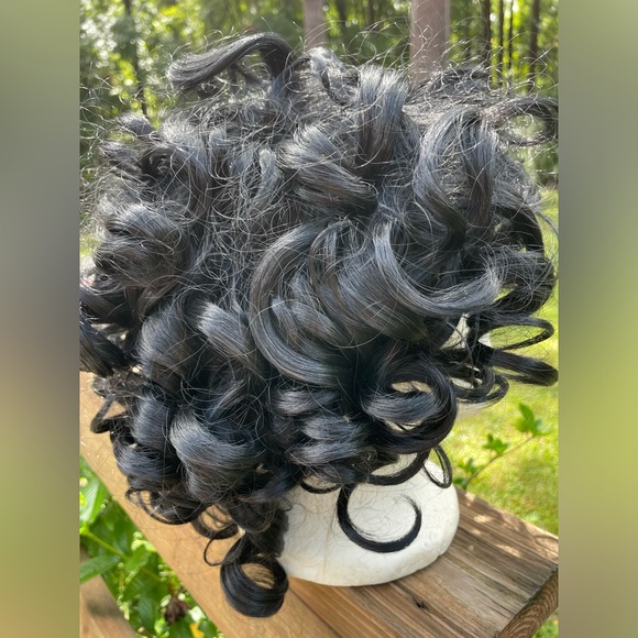 Pretty Black full of curls wig. I didn’t want to brush out the curls. - Picture 4 of 4